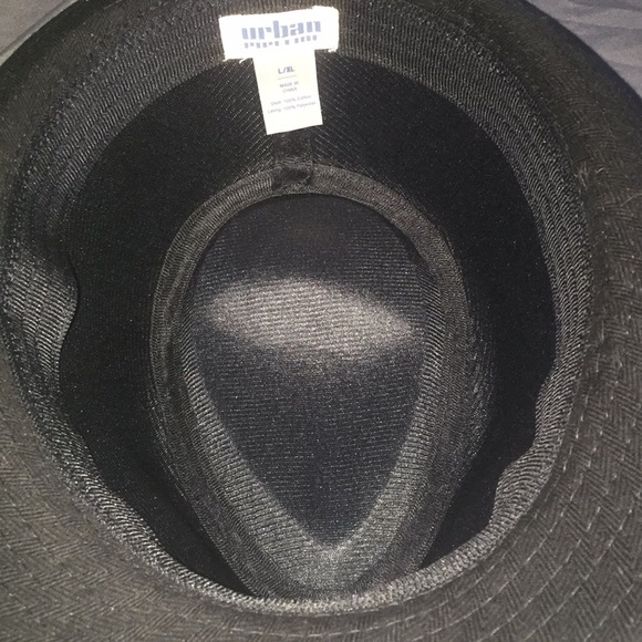 Fedora - Picture 2 of 2